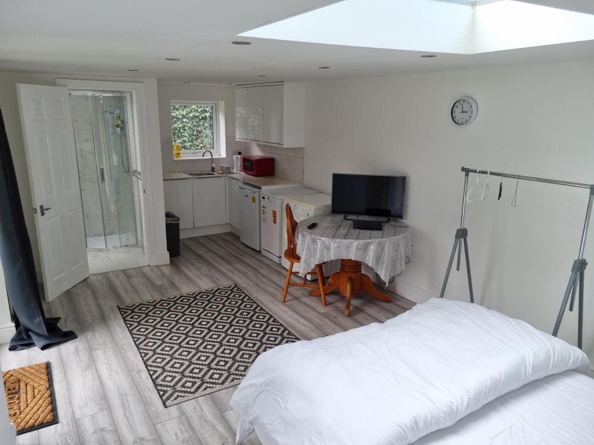 Apartament Holiday Out House Londyn Zewnętrze zdjęcie